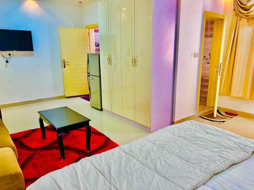 Al Tharya Furnished Apartments Awqad Bayt Fadil Eksteriør bilde